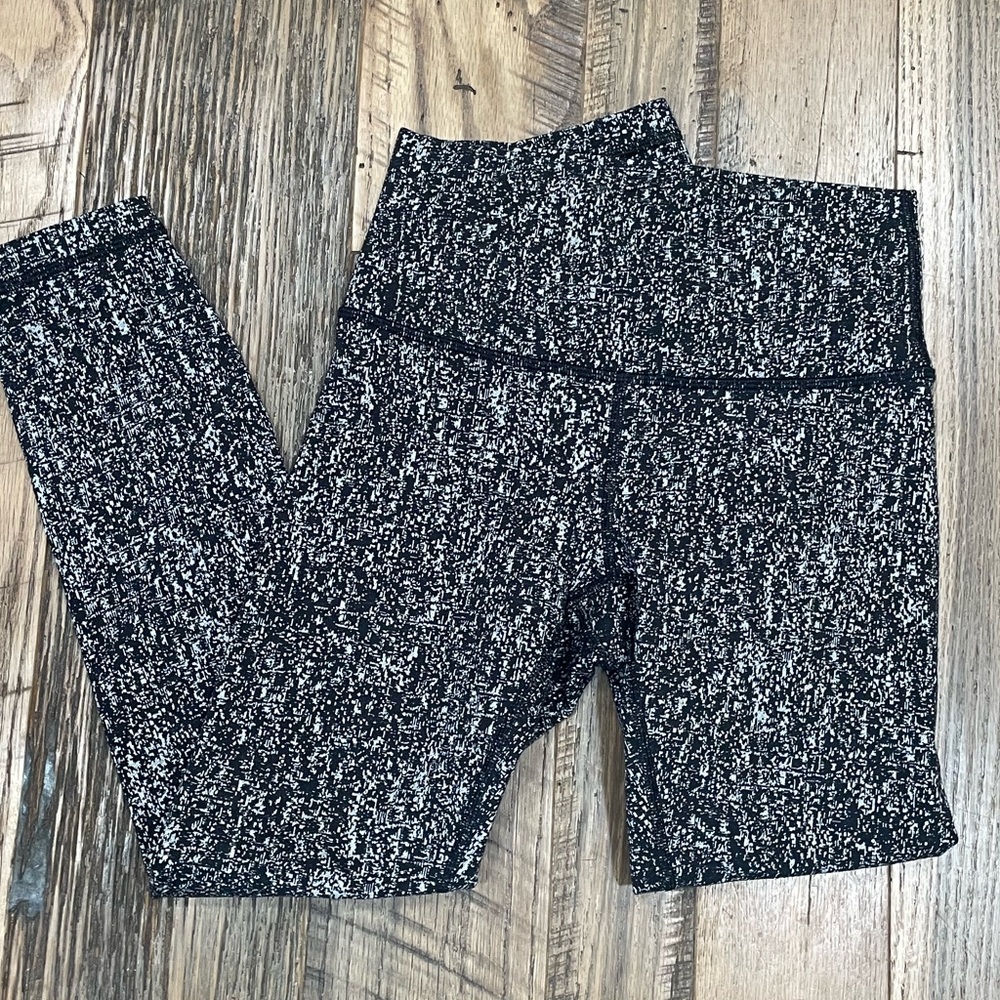 Lululemon 7/8 leggings 4